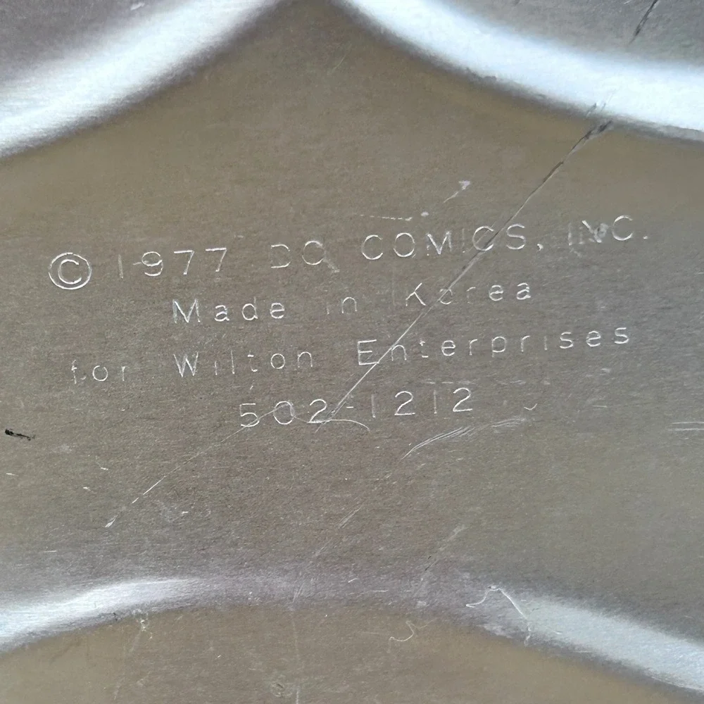 Wilton Superman Cake Pan 1977‎ DC Comics Vintage Mold Baking